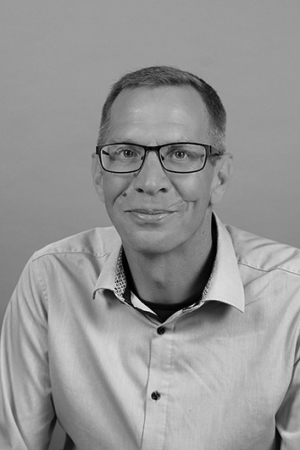 Ansprechpartner:in